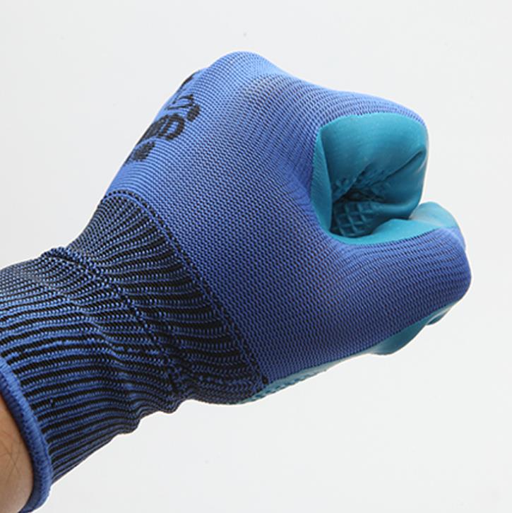 Embossed pure rubber safety gloves Latex Glove Manufacturers