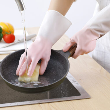 waterproof two-tone latex gloves