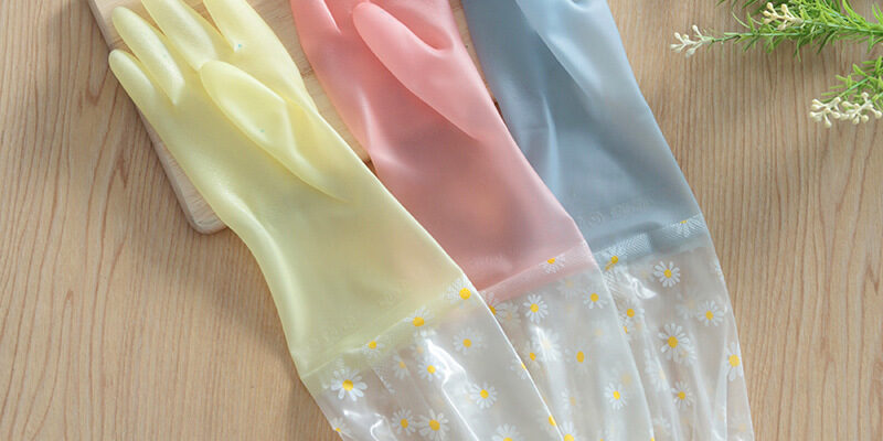 Long cuff household latex gloves