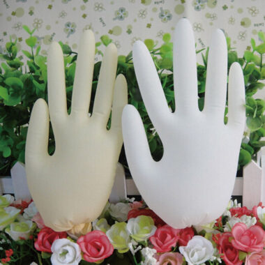 Sterile surgical latex gloves
